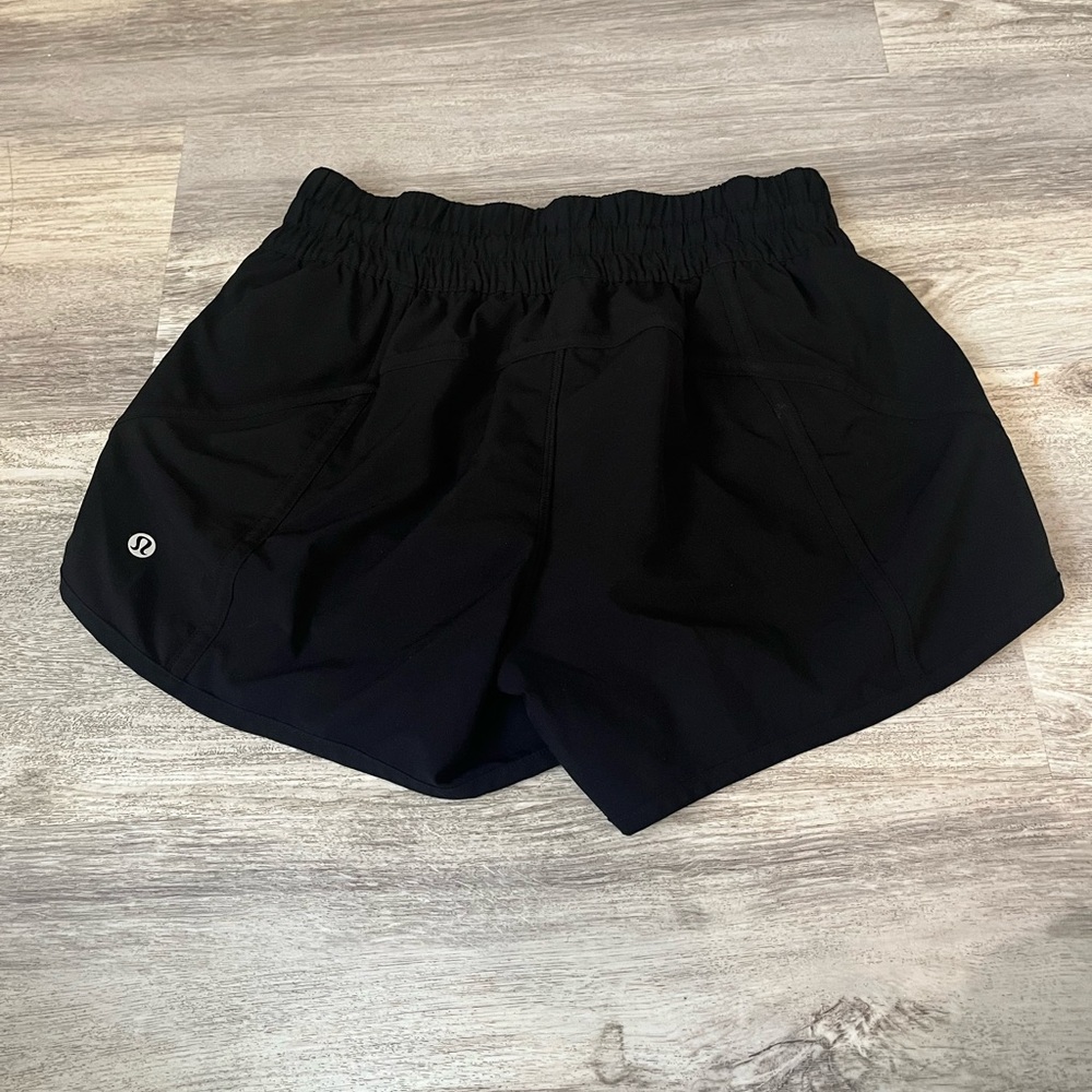 Lululemon - Picture 2 of 4